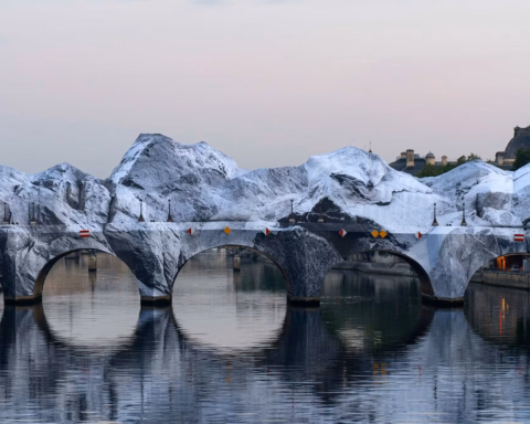 La Caverne du Pont Neuf, a monumental temporary work of art by JR,